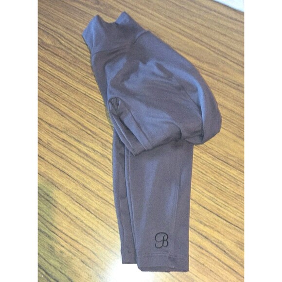 BOMBSHELL "VICTORY" SPORTSWEAR Sz S Metal V Scrunch Butt Workout Leggings Gray - Picture 5 of 9